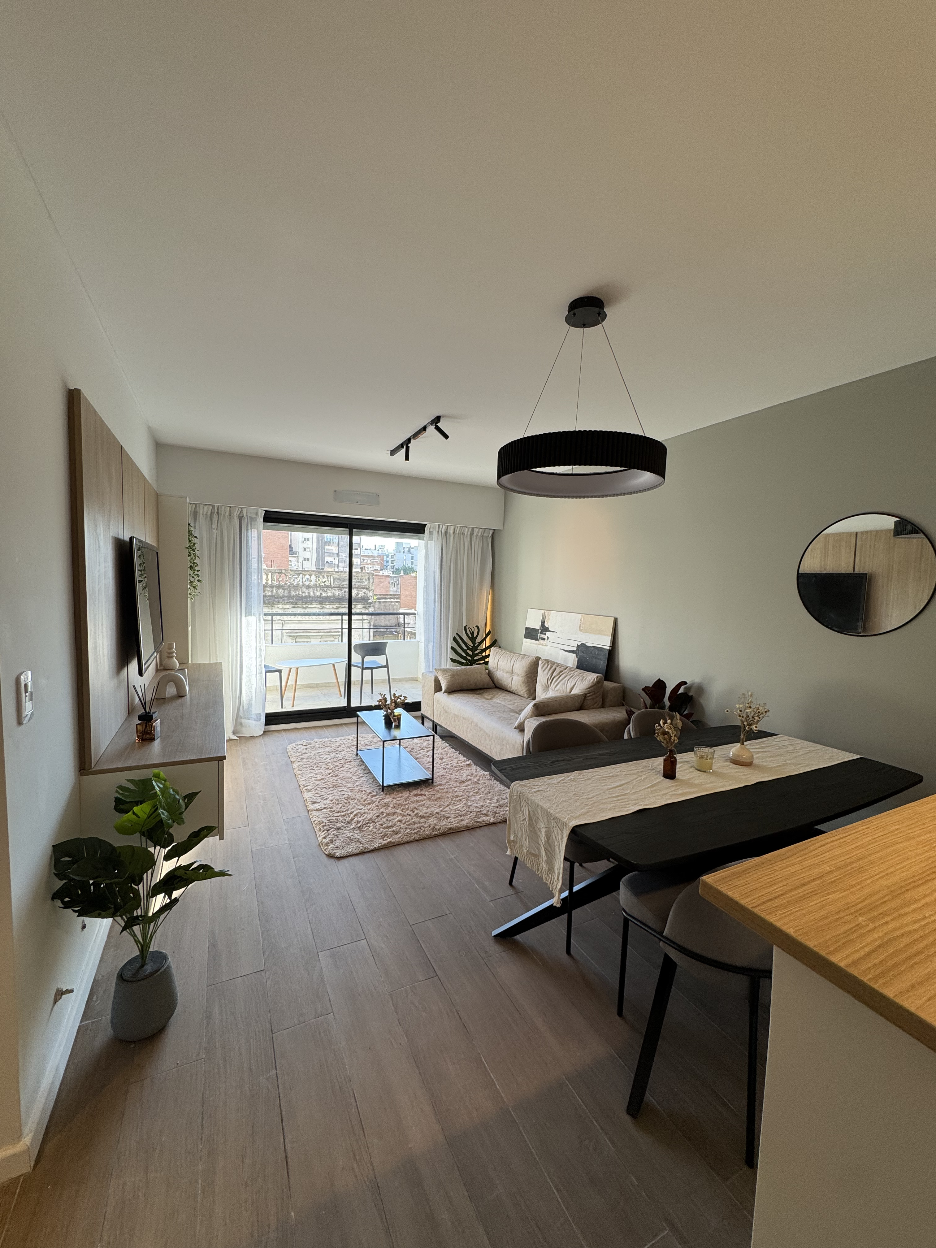 Living & Comedor